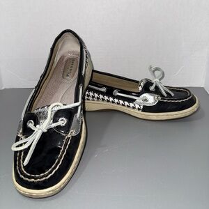 Sperry Black Patent Houndstooth Boat Shoe - Women's size 6